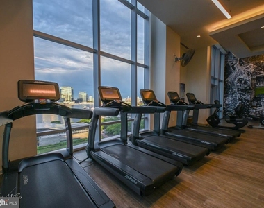 414 Light Street - Photo Thumbnail 45