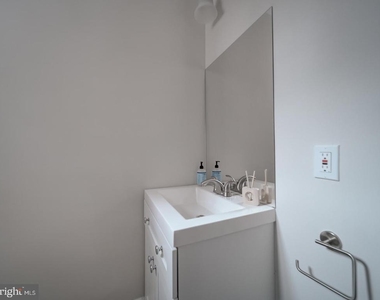 417 N Collington Ave - Photo Thumbnail 25