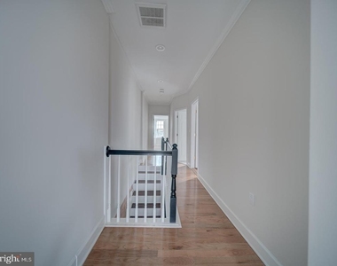417 N Collington Ave - Photo Thumbnail 6