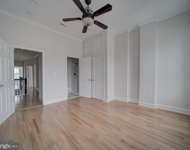 417 N Collington Ave - Photo Thumbnail 9