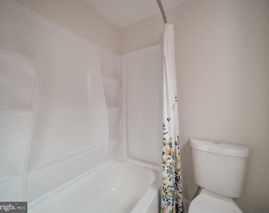 417 N Collington Ave - Photo Thumbnail 17