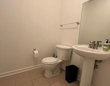 3201 Saint Paul Street - Photo Thumbnail 10