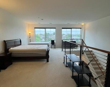 3201 Saint Paul Street - Photo Thumbnail 5