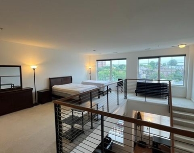 3201 Saint Paul Street - Photo Thumbnail 6
