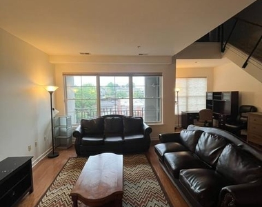 3201 Saint Paul Street - Photo Thumbnail 3