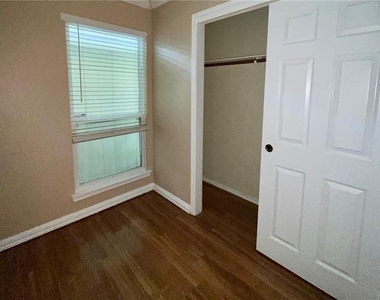 16508 Framingham Cir - Photo Thumbnail 12