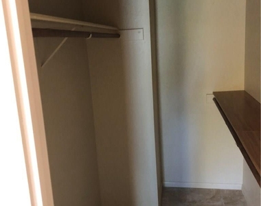13359 Water Oak Ln - Photo Thumbnail 14