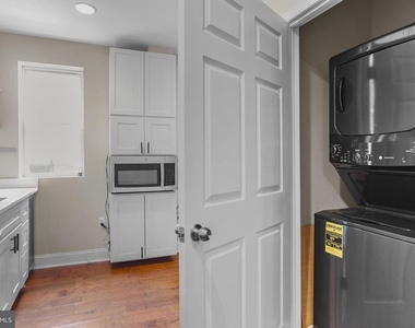 110 S Calhoun Street - Photo Thumbnail 18