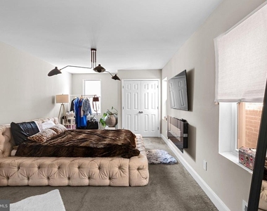 110 S Calhoun Street - Photo Thumbnail 20