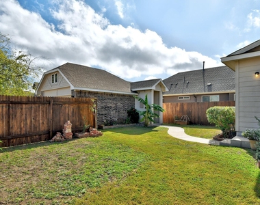 518 Stonewood Ln - Photo Thumbnail 25