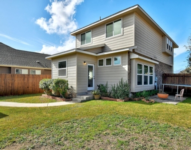 518 Stonewood Ln - Photo Thumbnail 24