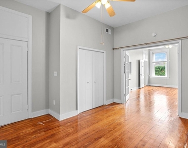 1602 Park Avenue - Photo Thumbnail 23