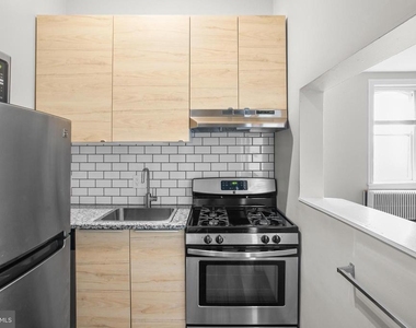 1602 Park Avenue - Photo Thumbnail 8