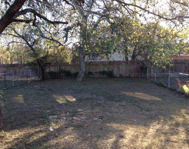 232 Craddock Ave - Photo Thumbnail 12