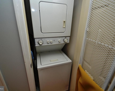 1000 Fell Street - Photo Thumbnail 25