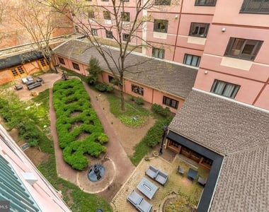1000 Fell Street - Photo Thumbnail 27