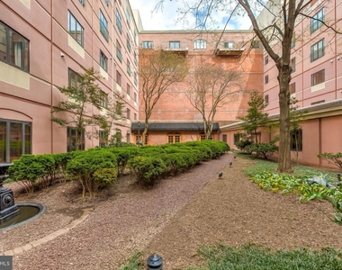1000 Fell Street - Photo Thumbnail 26