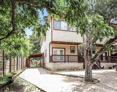1701 Sanchez St - Photo Thumbnail 18