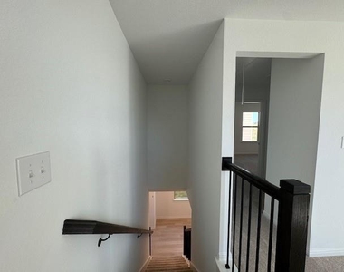 365 Papaya Dr - Photo Thumbnail 19