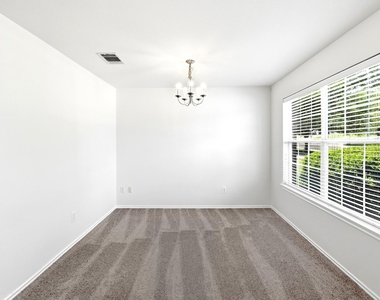 220 Peppergrass Cv - Photo Thumbnail 7