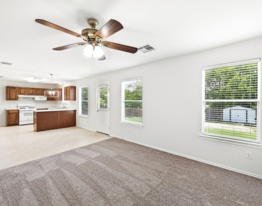 220 Peppergrass Cv - Photo Thumbnail 3