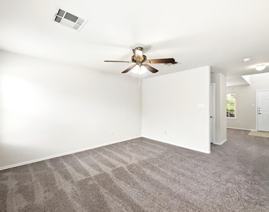 220 Peppergrass Cv - Photo Thumbnail 5