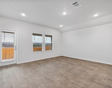 133 Whipporwill Ln - Photo Thumbnail 8