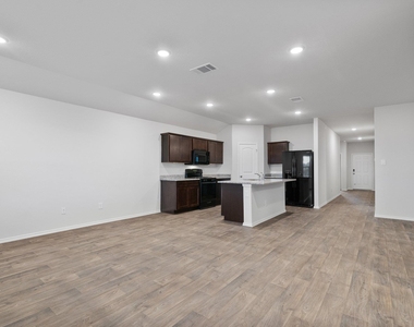 133 Whipporwill Ln - Photo Thumbnail 5