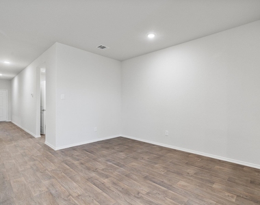 133 Whipporwill Ln - Photo Thumbnail 9