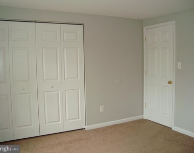 1807 Arwell Court - Photo Thumbnail 24