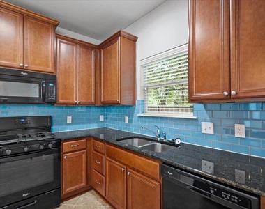 9413 Tanager Way - Photo Thumbnail 11