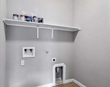 9413 Tanager Way - Photo Thumbnail 20