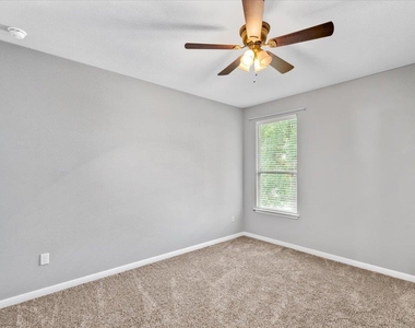 9413 Tanager Way - Photo Thumbnail 27