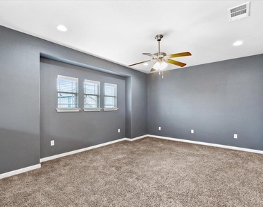 9413 Tanager Way - Photo Thumbnail 21