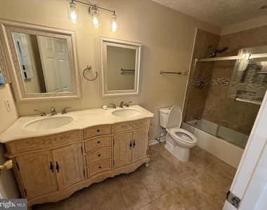 101 Tarks Lane - Photo Thumbnail 21
