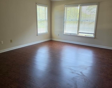 101 Tarks Lane - Photo Thumbnail 22