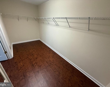 101 Tarks Lane - Photo Thumbnail 24