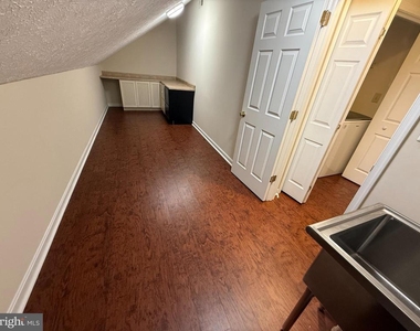 101 Tarks Lane - Photo Thumbnail 26