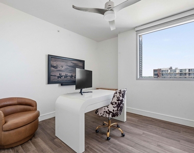 222 West Ave - Photo Thumbnail 11