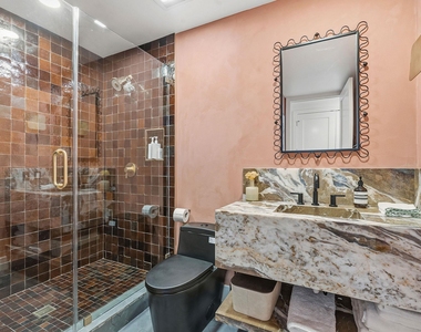 222 West Ave - Photo Thumbnail 12