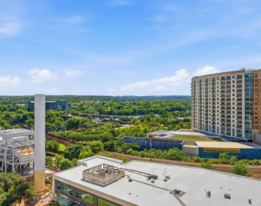 222 West Ave - Photo Thumbnail 23