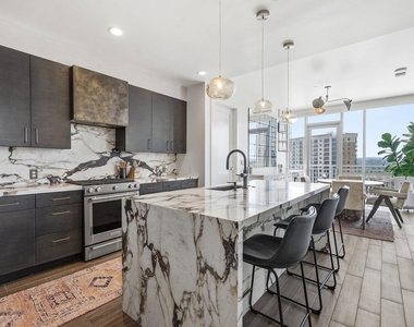 222 West Ave - Photo Thumbnail 7