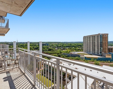 222 West Ave - Photo Thumbnail 22