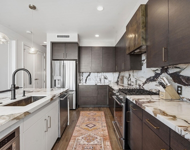 222 West Ave - Photo Thumbnail 9