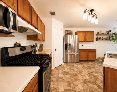 281 Prairie Verbena Dr - Photo Thumbnail 3