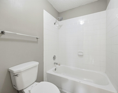 4507 Sherwood Way - Photo Thumbnail 15