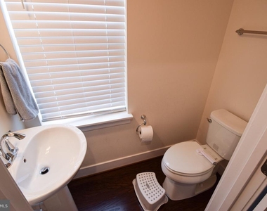 1438 Honey Locust Drive - Photo Thumbnail 4