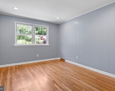 24 Fremont Road - Photo Thumbnail 3