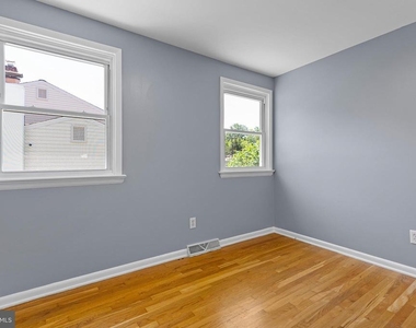 24 Fremont Road - Photo Thumbnail 13
