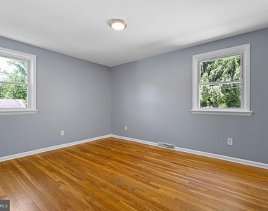 24 Fremont Road - Photo Thumbnail 19